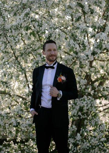 mobile - carousel-hero-element image-17