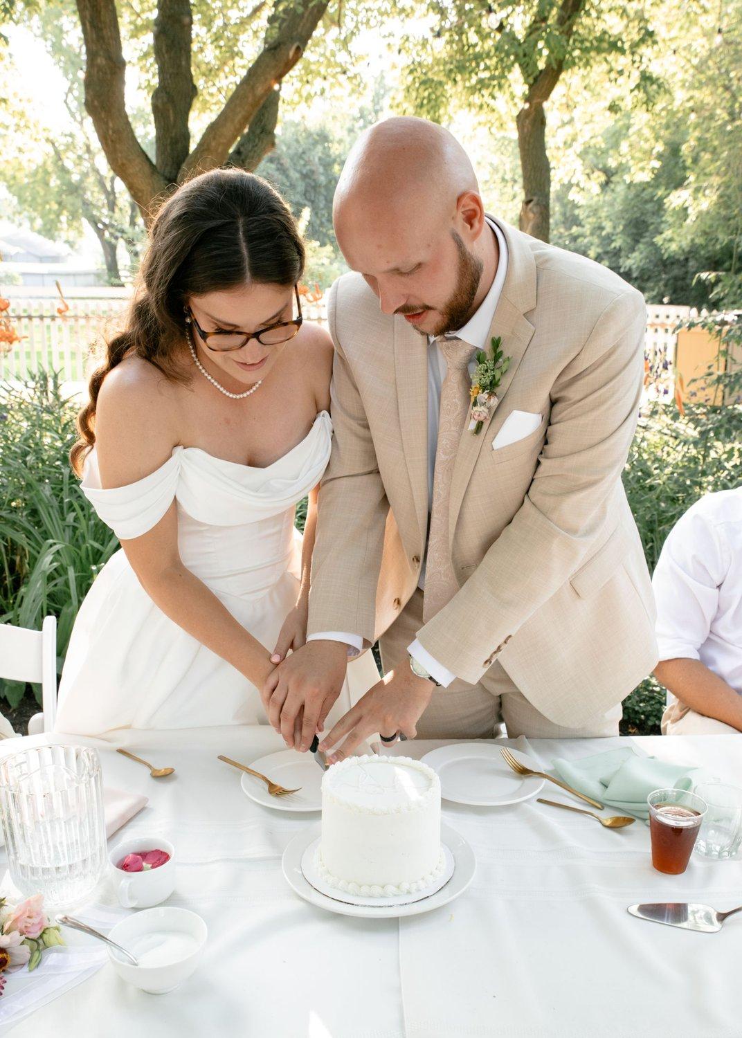 carousel-hero-element image-10